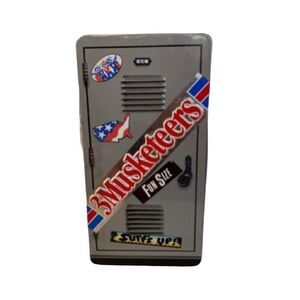 Vintage Tin Three Musketeers Candy School Locker Design Mars Inc. 1989